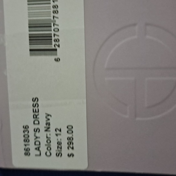 JS Collection Maria Scallop Column Gown - Picture 12 of 13